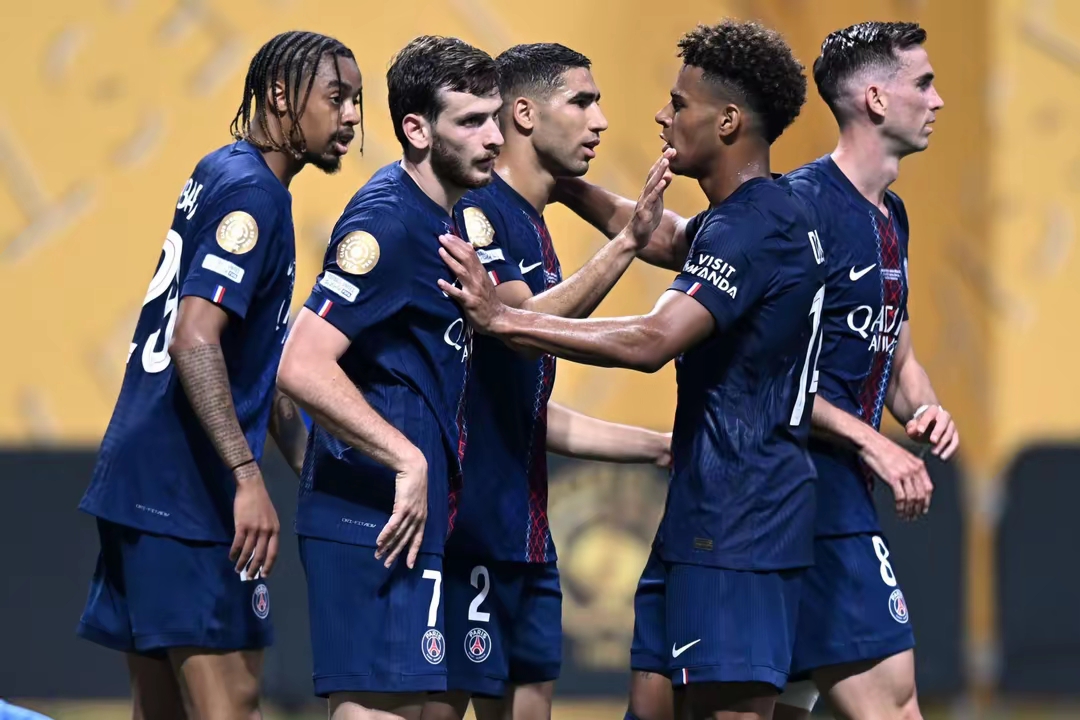 雷竞技官方网站 -包含葡超倒计时，国际米兰今晨外线爆发，细节引发关注，赛场秩序良好，高层口径保持一致的词条