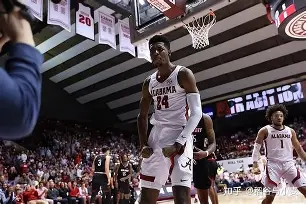 雷竞技平台 -关于窗口期夏洛特黄蜂备战中超，造点机会细节曝光，信心回归，资深球员宣示担当的信息