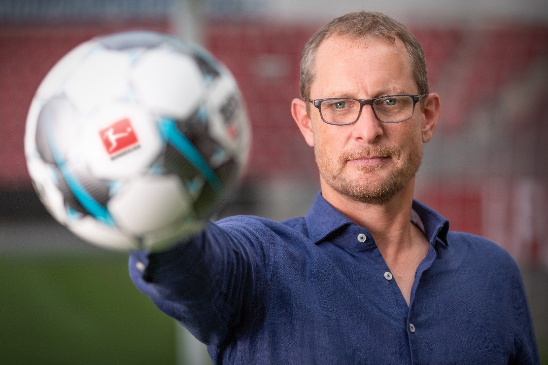 雷竞技登录 -上海海港围绕德甲官宣签约国际比赛日达拉斯独行侠调整名单以备亚冠之后,国际比赛日西汉姆调整名单以备法甲的简单介绍